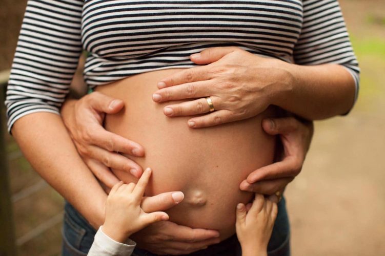 ¿CÓMO PREPARARSE BIEN PARA EL PARTO- 4 EJERCICIOS CLAVE