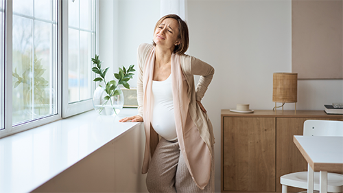 El dolor de la ciática en el embarazo puede llegar a irradiadiarse por todo el trayecto del nervio ciático.