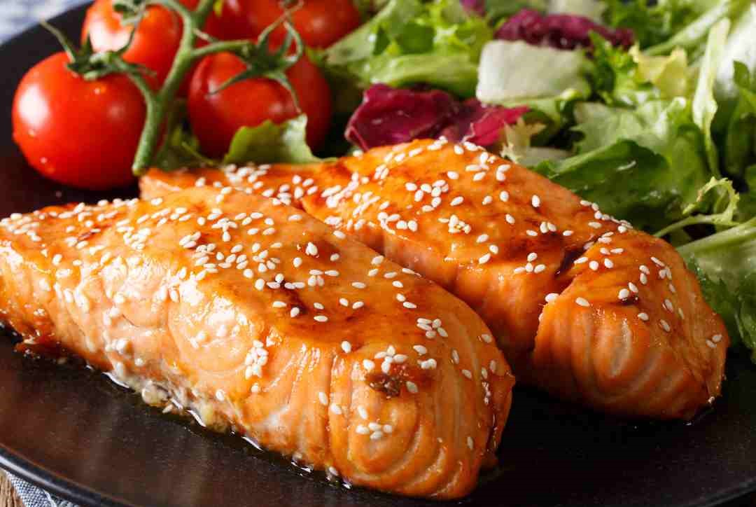 Buenísima opción de cena saludable para el embarazo con salmón.