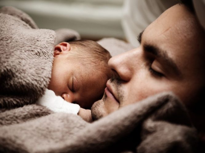 instinto maternal: un padre no tiene instinto maternal